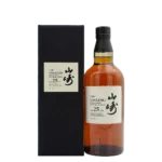 Whisky japonais Yamazaki 25 ans en bouteille ambrée à côté d’un boîte noire, étiquette beige affichant « The Yamazaki » et chiffres 25 ans.