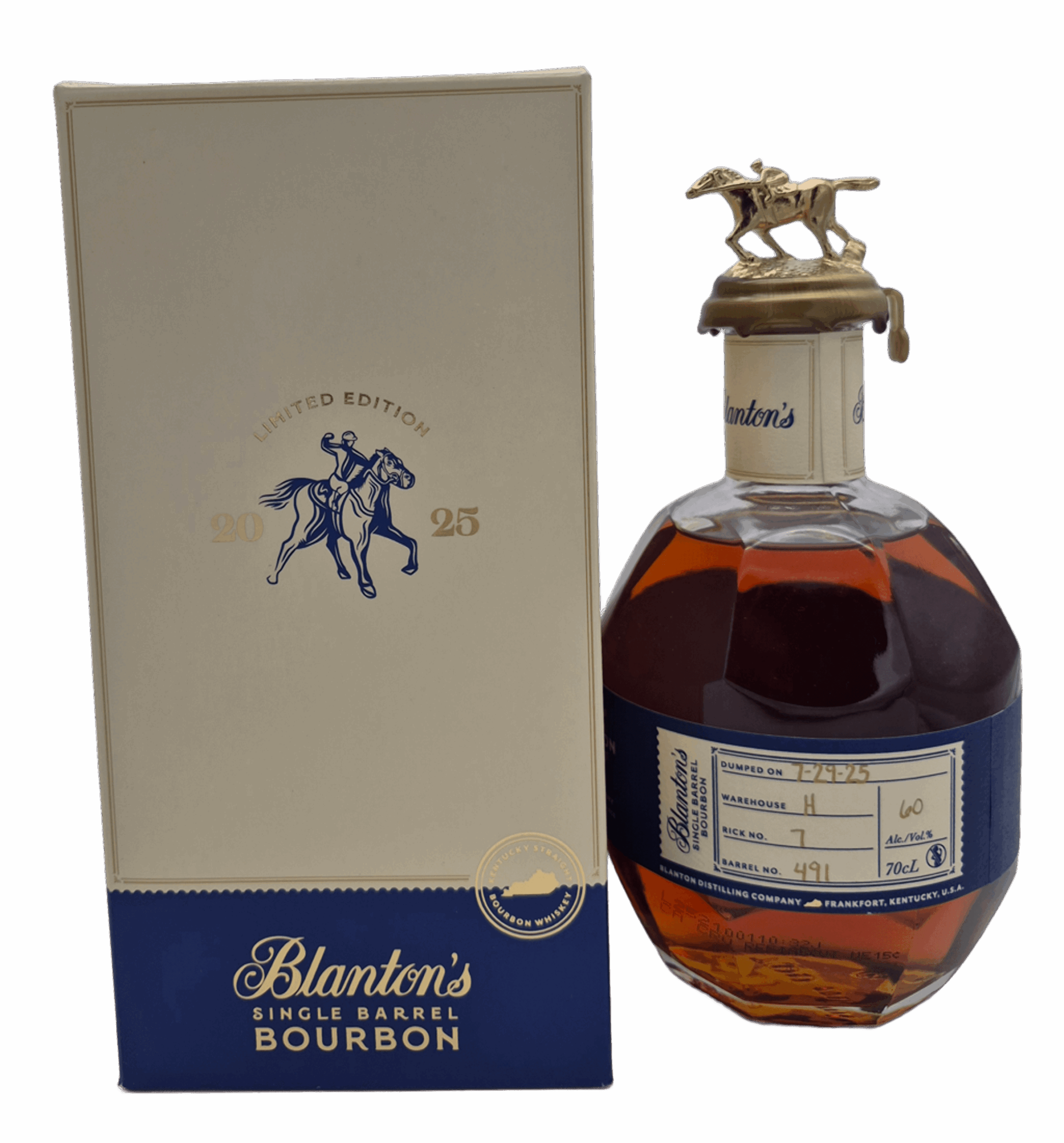 Bourbon-blanton's-barrel-491 Bouteille de bourbon Blanton’s Single Barrel 491 avec timbre et bouchon à cheval, accompagnée de son étui bleu et argenté.